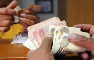 El MAS usó créditos para pagar bonos