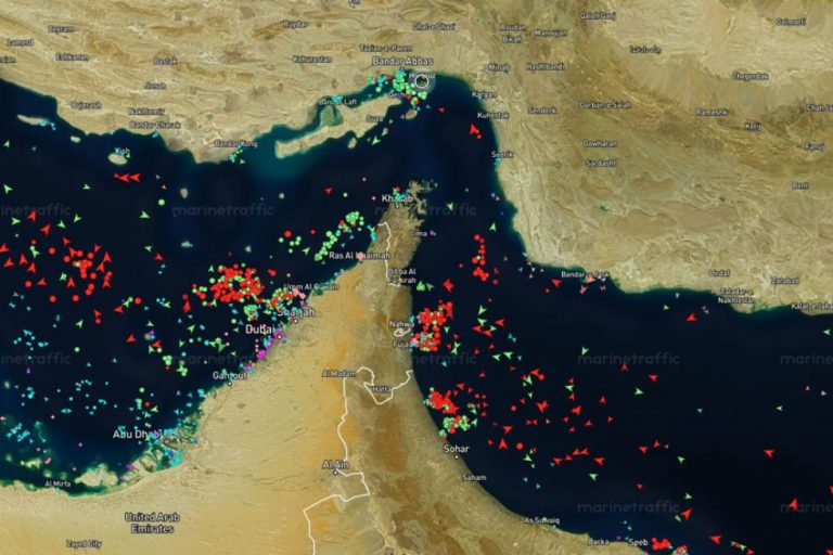 Irán declara “totalmente abierto” el estrecho de Ormuz hasta el fin del alto el fuego