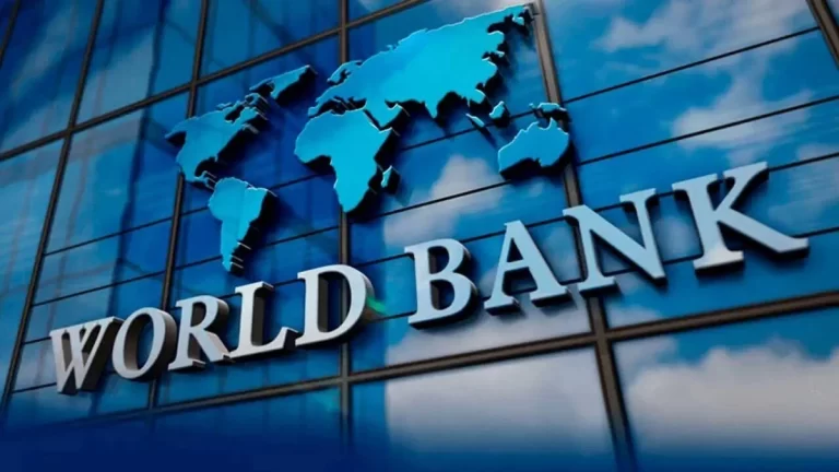 Banco Mundial proyecta caída económica de 3,2% para Bolivia en 2026 y rebote de 4% en 2027